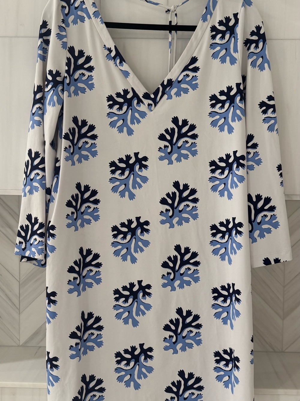 V-Neck White Shift Dress with Blue Floral Print - Picture 3 of 3